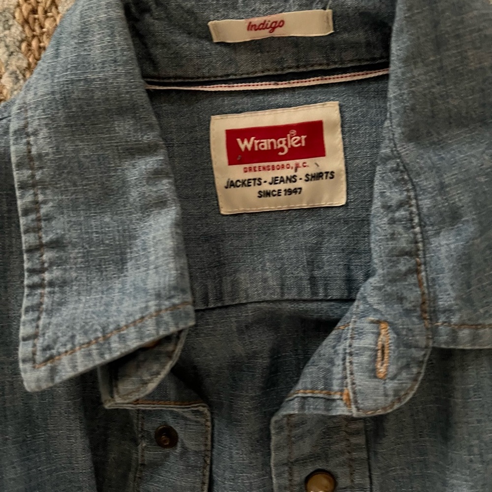 Wrangler Vintage Denim Shirt - Picture 2 of 7